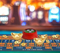 Meja Blackjack NetEnt dengan dealer profesional di studio kaki 4d